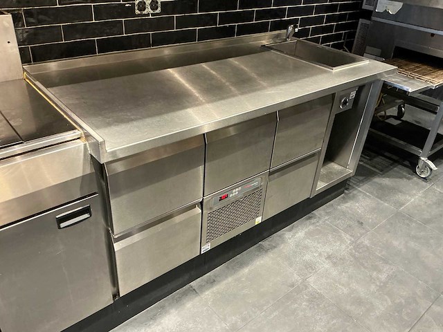 M&a systems - fpo-n212 - 2021 - koelwerkbank met bain marie - afbeelding 1 van  2