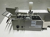 Maag ch-8134 enveloppen sluitmachine - afbeelding 2 van  6