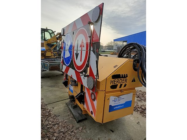 Maaiarm, herder - afbeelding 4 van  16