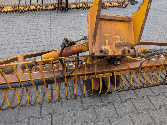 Maaikorf, herder - afbeelding 16 van  17
