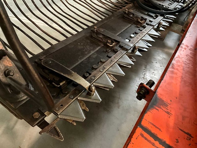 Maaikorf met lepelsteel - afbeelding 7 van  11