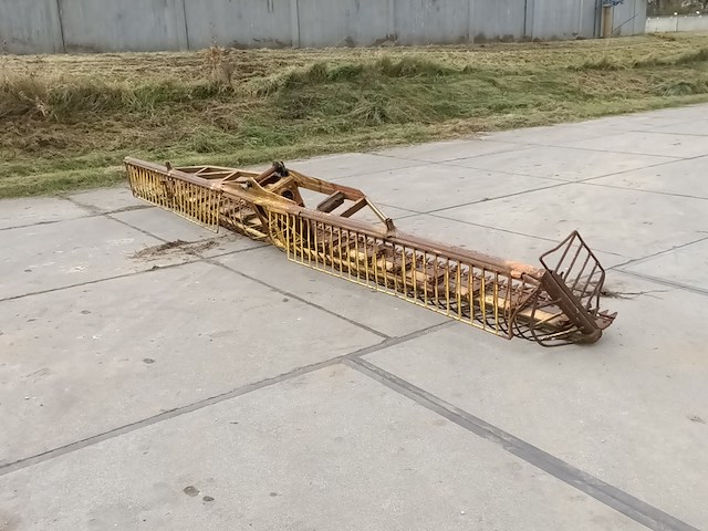 Maaikorf - afbeelding 2 van  7