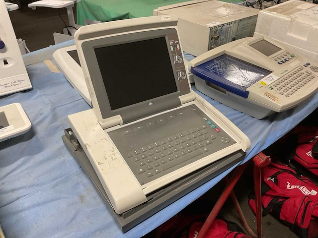 Mac 5500 hd electrocardiograph - afbeelding 1 van  4