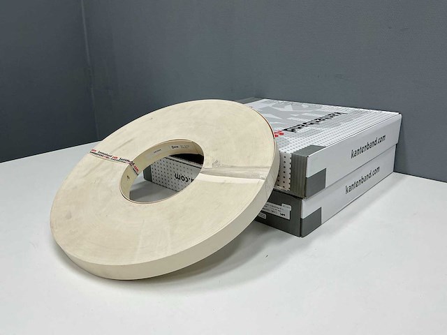 Mac lean - m03 - jasmijn - kantenband - 450 m - 1,3x45 mm - afbeelding 1 van  3