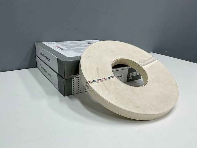 Mac lean - m03 - jasmijn - kantenband - 450 m - 1,3x45 mm - afbeelding 2 van  3