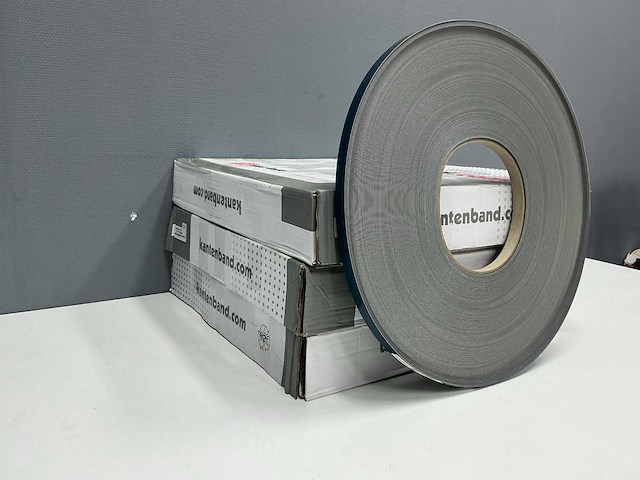 Mac lean - ml1070 - antraciet hoogglans - kantenband - 1800 m - 1,3x23 mm - afbeelding 3 van  7