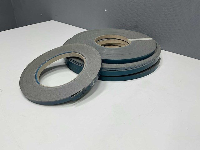 Mac lean - ml1070/a82 - glimmend donkerblauw - kantenband - 600 m - 1,3x23 mm - afbeelding 1 van  6