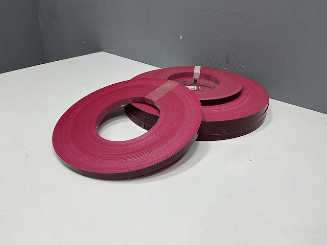 Mac lean - ml1316/a90 - glimmend bordeauxrood - kantenband - 600 m - 1,3x23 mm - afbeelding 1 van  6