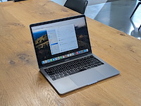 Macbook pro 13-inch, apple, a1989, 2018