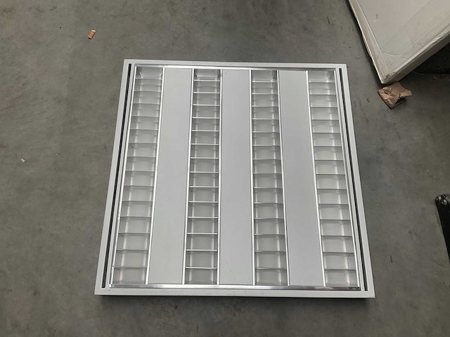 Macbright led armaturen 60x60 cm (6x) - afbeelding 1 van  3