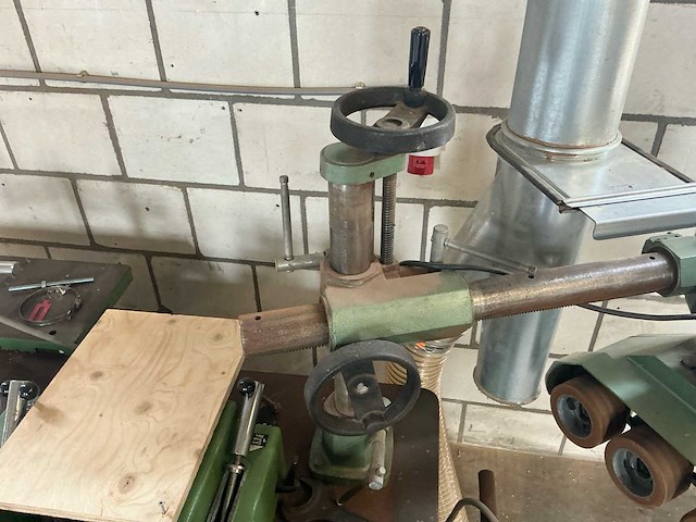 Macchine casadei f/115tl tafel- en spilfreesmachine - afbeelding 17 van  17