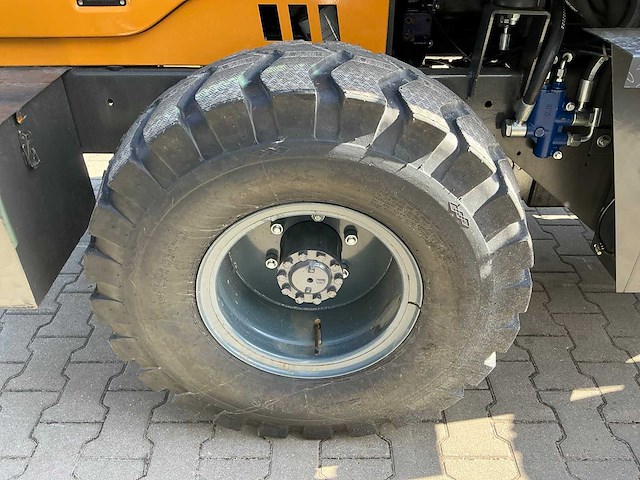 Mach pro mp l-300 wiellader /shovel - afbeelding 12 van  15