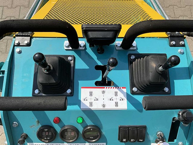 Mach pro mp-s330 minilader / schranklader op rupsen - afbeelding 9 van  22
