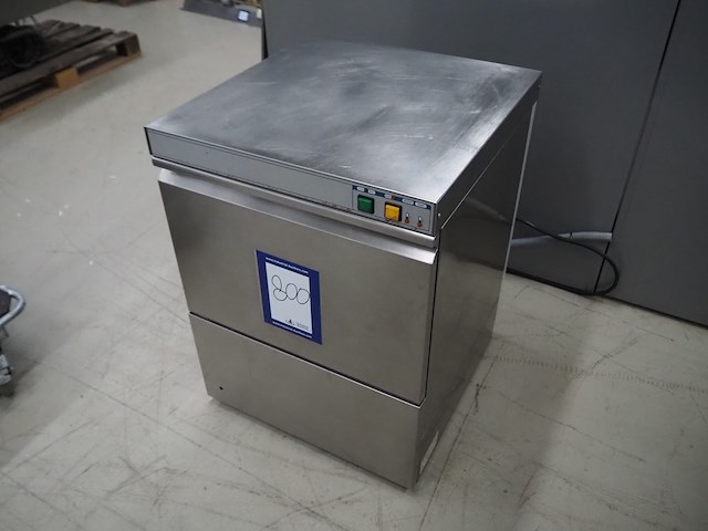 Mach - afbeelding 2 van  8