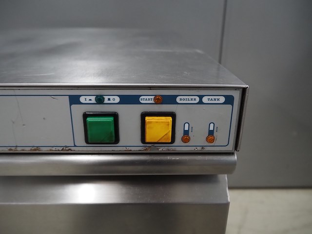 Mach - afbeelding 7 van  8