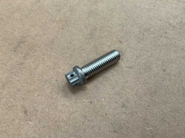 Machine bolt (185x) - afbeelding 1 van  4