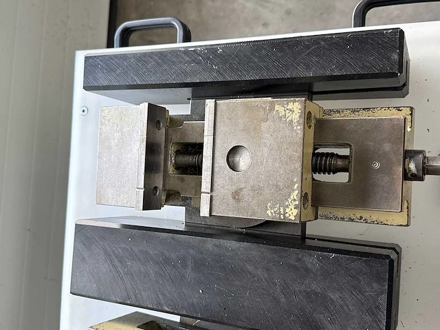 Machine klemmen - diverse klemmen met kar - afbeelding 8 van  9