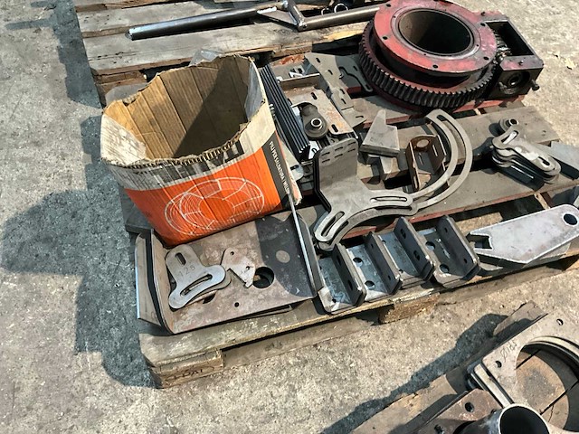 Machine onderdelen - afbeelding 4 van  4