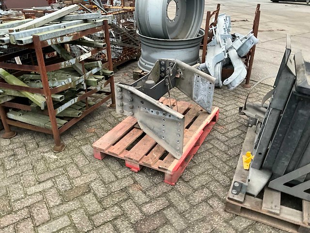 Machine onderdelen - afbeelding 16 van  21