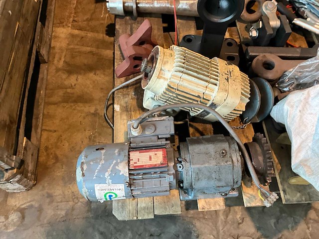 Machine onderdelen - afbeelding 3 van  10