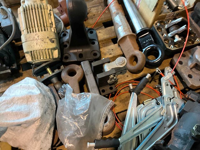 Machine onderdelen - afbeelding 9 van  10