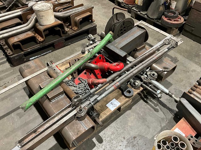 Machine onderdelen - afbeelding 1 van  6