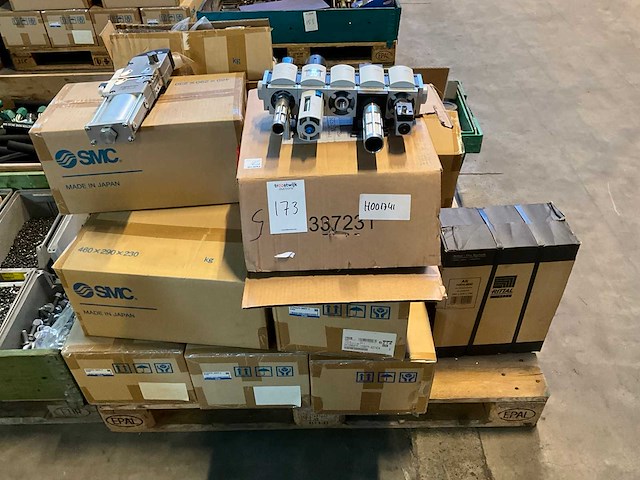 Machine onderdelen - afbeelding 1 van  6