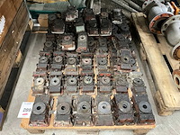 Machine stelvoeten - afbeelding 1 van  4