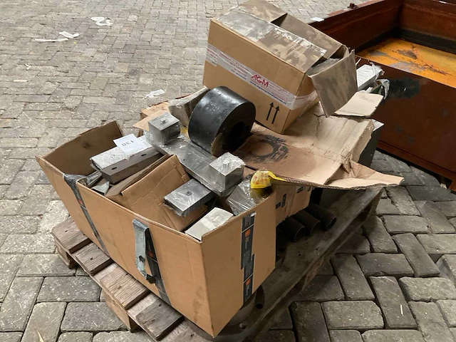 Machinedelen - afbeelding 3 van  7