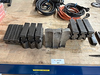 Machineklem-bekken / opspanbekken (12x) - afbeelding 1 van  5