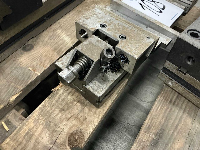 Machineklem - afbeelding 4 van  4