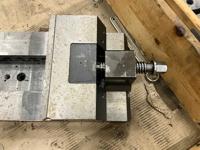 Machineklem - afbeelding 5 van  5