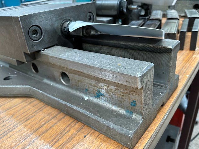 Machineklem - afbeelding 3 van  3