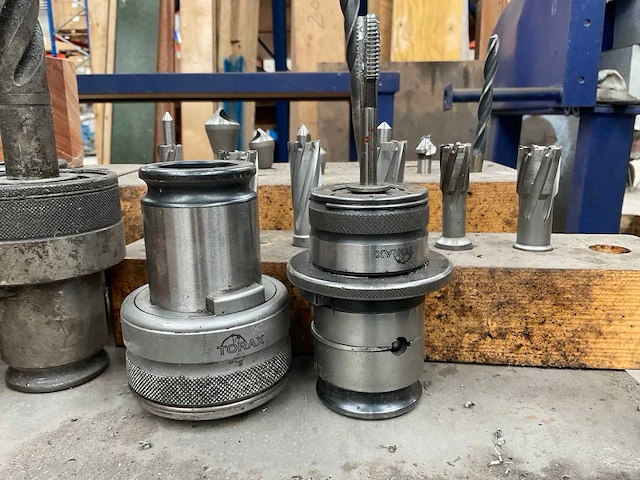 Machineklemmen en boren - afbeelding 2 van  10