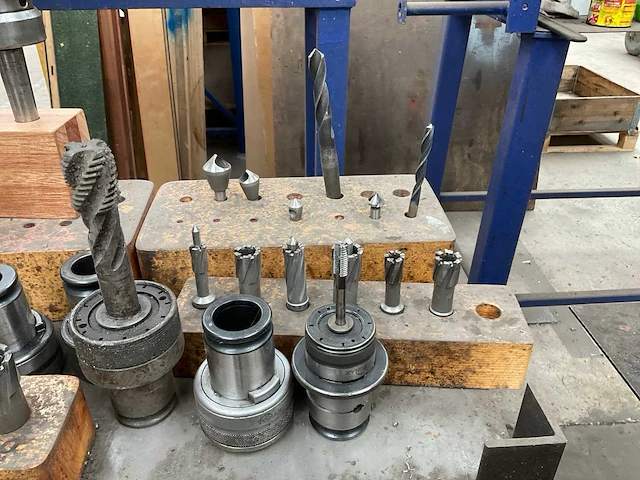Machineklemmen en boren - afbeelding 7 van  10