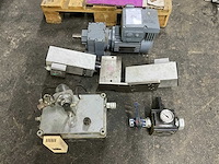 Machineonderdeel (4x) - afbeelding 1 van  5