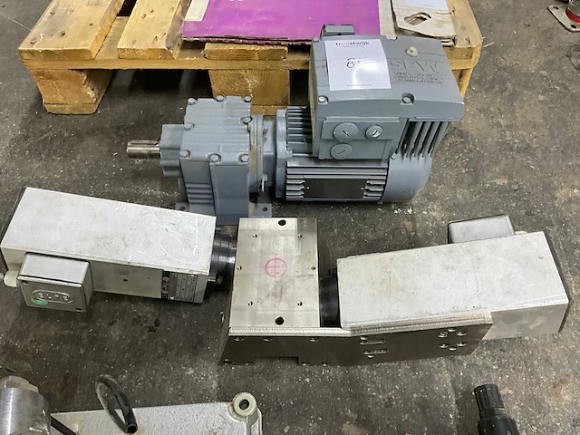 Machineonderdeel (4x) - afbeelding 4 van  5