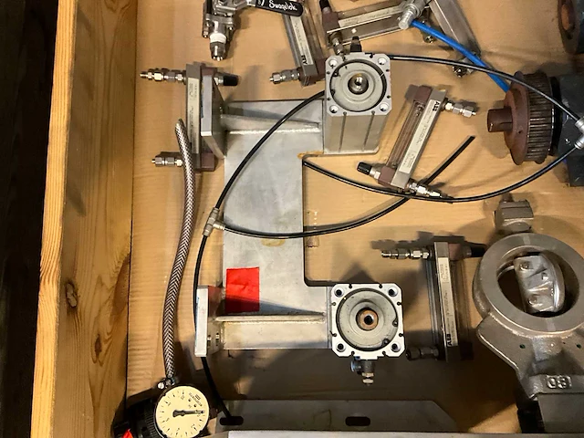 Machineonderdeel - afbeelding 6 van  7