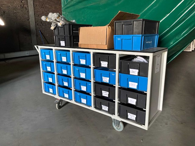 Machineonderdelen lot 5 - afbeelding 15 van  111