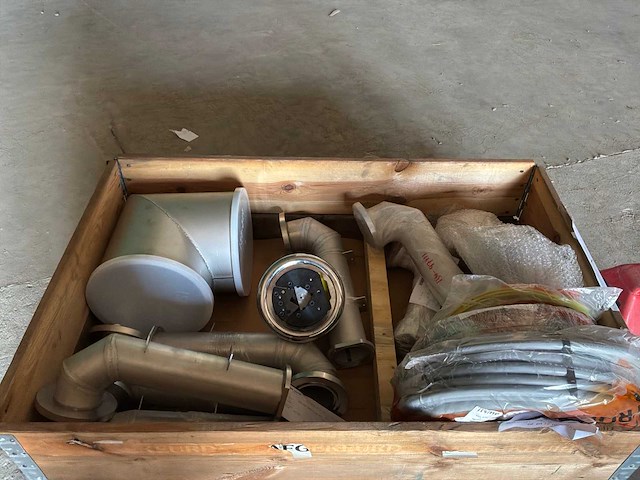 Machineonderdelen lot 5 - afbeelding 49 van  111