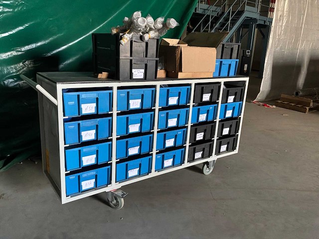 Machineonderdelen lot 5 - afbeelding 17 van  115