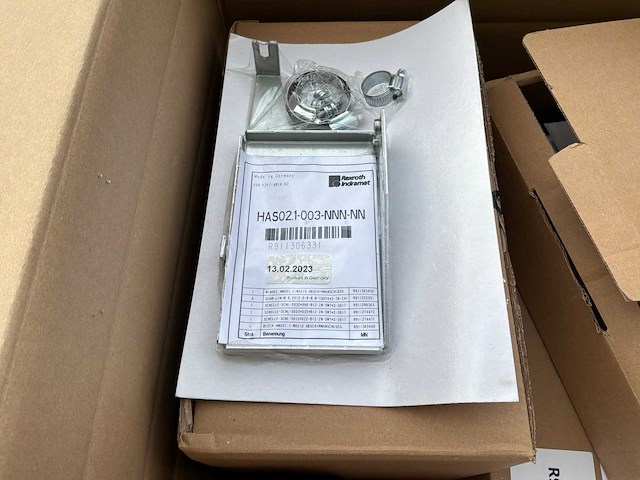 Machineonderdelen lot 5 - afbeelding 32 van  115