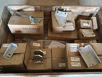 Machineonderdelen lot 5 - afbeelding 54 van  115