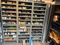 Machineonderdelen, voorraad en stellingen - afbeelding 15 van  17