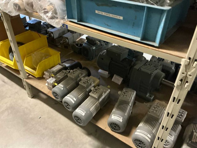 Machineonderdelen - afbeelding 102 van  164
