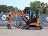 Machines - minigravers - heftrucks - aanbouwdelen - uitrusting