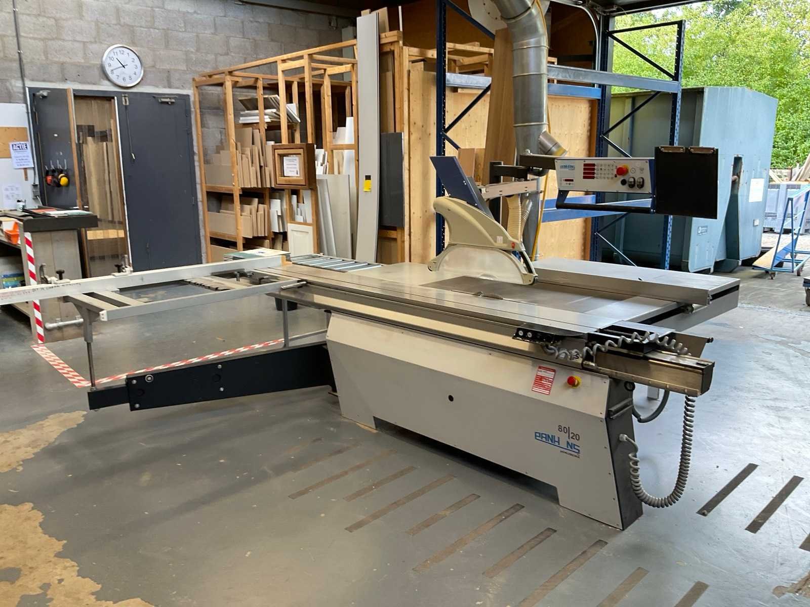 Machines en inventaris afkomstig uit faillissement bouwmarkt oud-beierland
