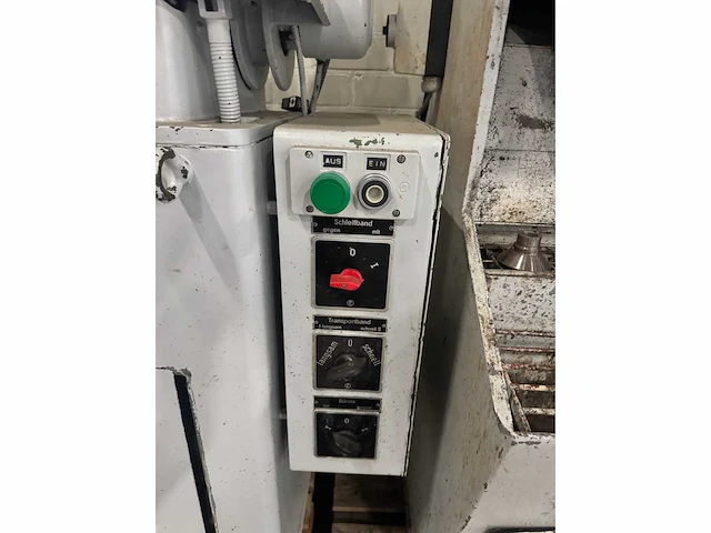 Machines voor schoenreparatie & -productie (4x) - afbeelding 9 van  22