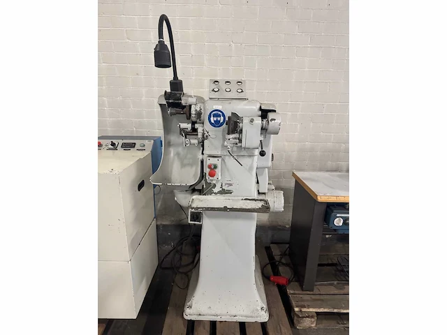Machines voor schoenreparatie & -productie (5x) - afbeelding 3 van  27