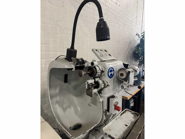 Machines voor schoenreparatie & -productie (5x) - afbeelding 7 van  27